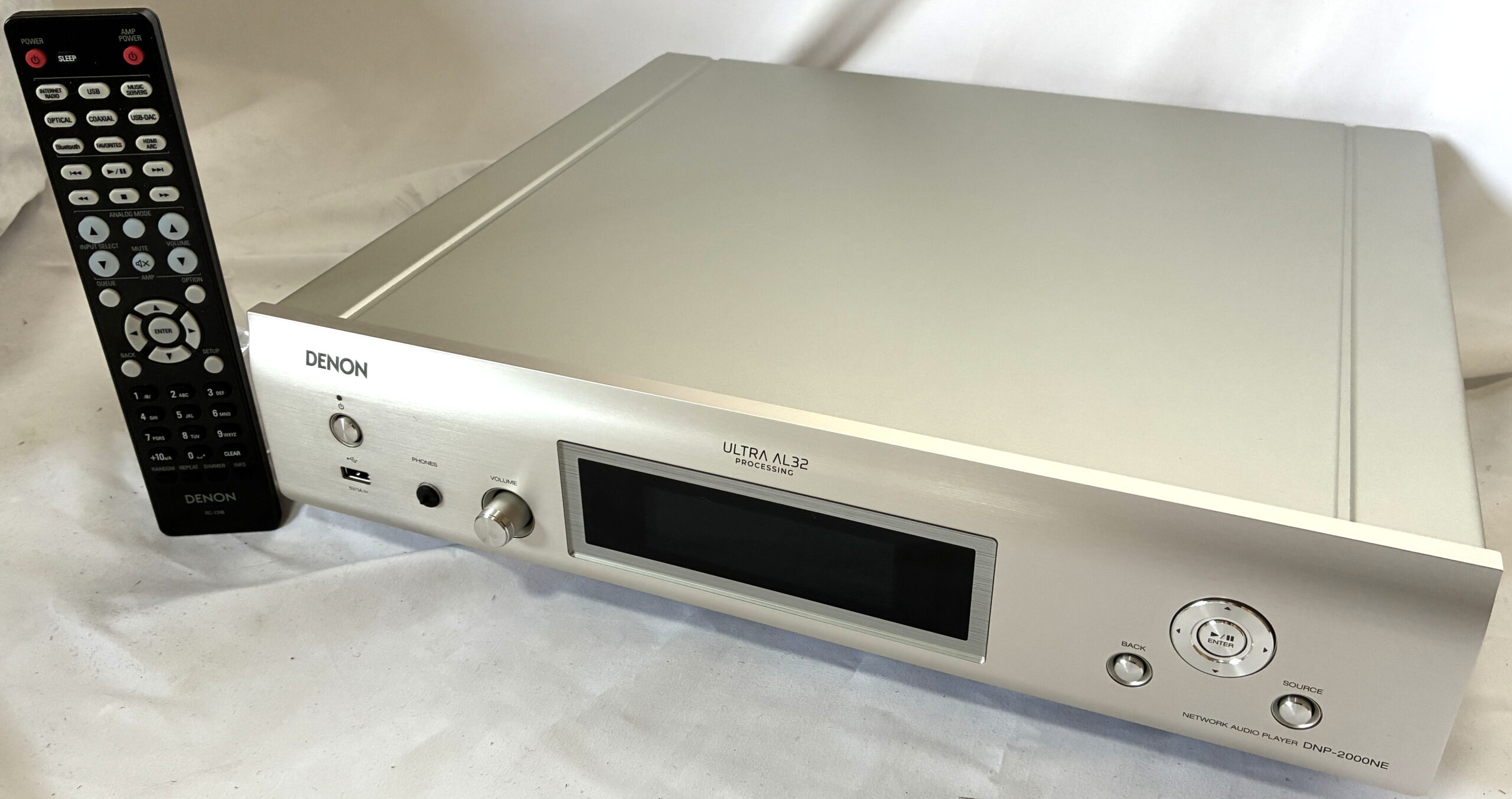 【新品同様】DENON DNP-2000NE ネットワークオーディオプレーヤー 2024年製 HDMI ハイレゾ対応 USB-DAC 元箱・付属品有